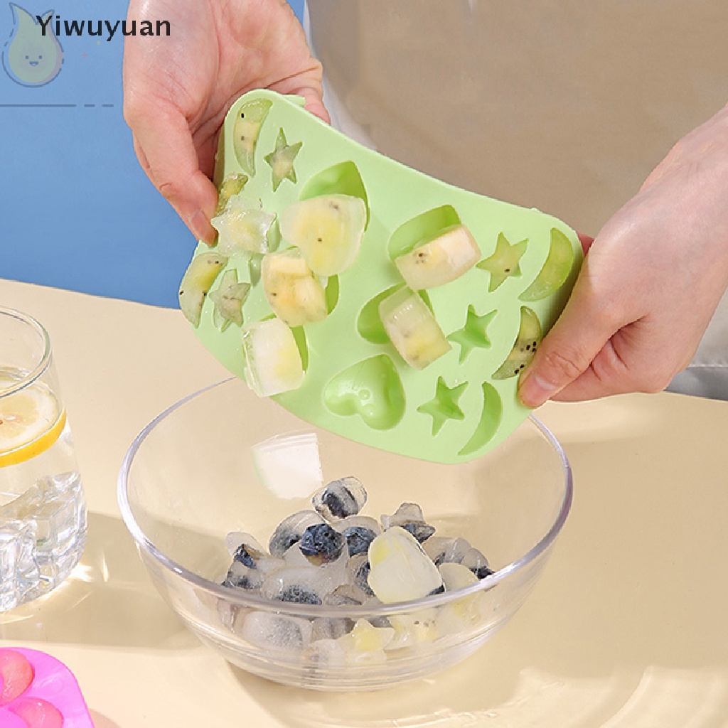 1 Khuôn Làm Đá Hình Trái Tim / Ngôi Sao / Mặt Trăng Có Nắp Đậy