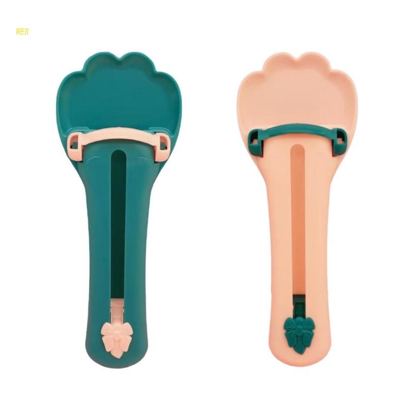 Muỗng Vắt Thức Ăn Họa Tiết Sọc Dành Cho Mèo Tiện Dụng