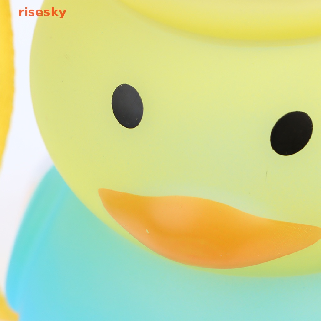 1 Bình Nước Hình Chú Vịt Dễ Thương Có Dây Đeo Tùy Chỉnh Kèm Ống Hút Tiện Dụng Cho Học Sinh