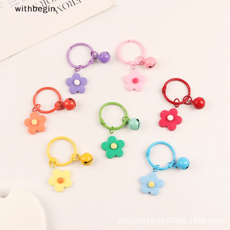 1 Móc Khóa Resin Thủ Công Hình Hoa Nhiều Màu Dễ Thương