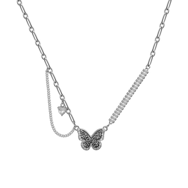 Vòng cổ Mặt Bướm Đen Đính Đá Zircon Sang Trọng