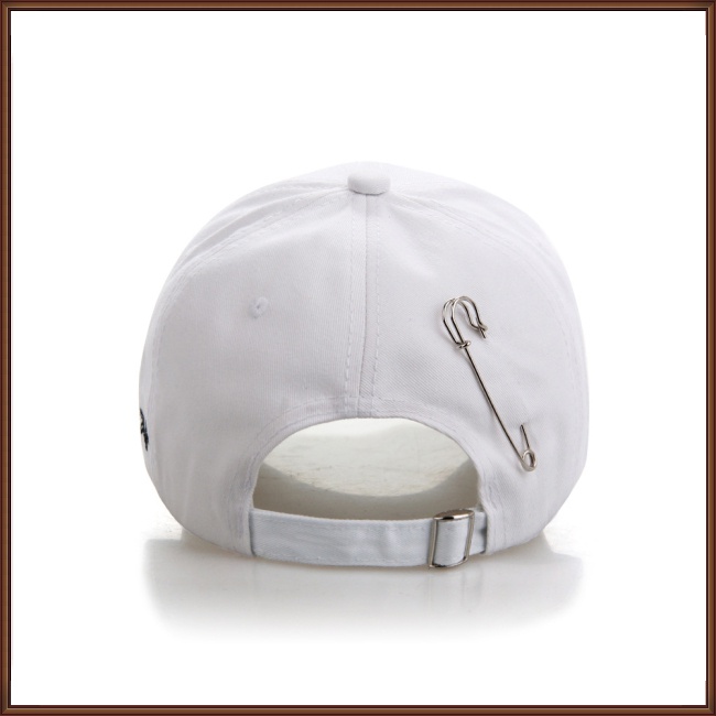 Mũ Lưỡi Trai Chống Nắng Phối Khoen Sắt Thời Trang Xuân Hè Cho Nam Và Nữ