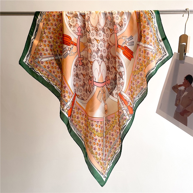 Khăn Choàng Cổ Hình Vuông 70X70Cm In Họa Tiết Hoa Bằng Lụa Thời Trang Xinh Xắn Cho Nữ