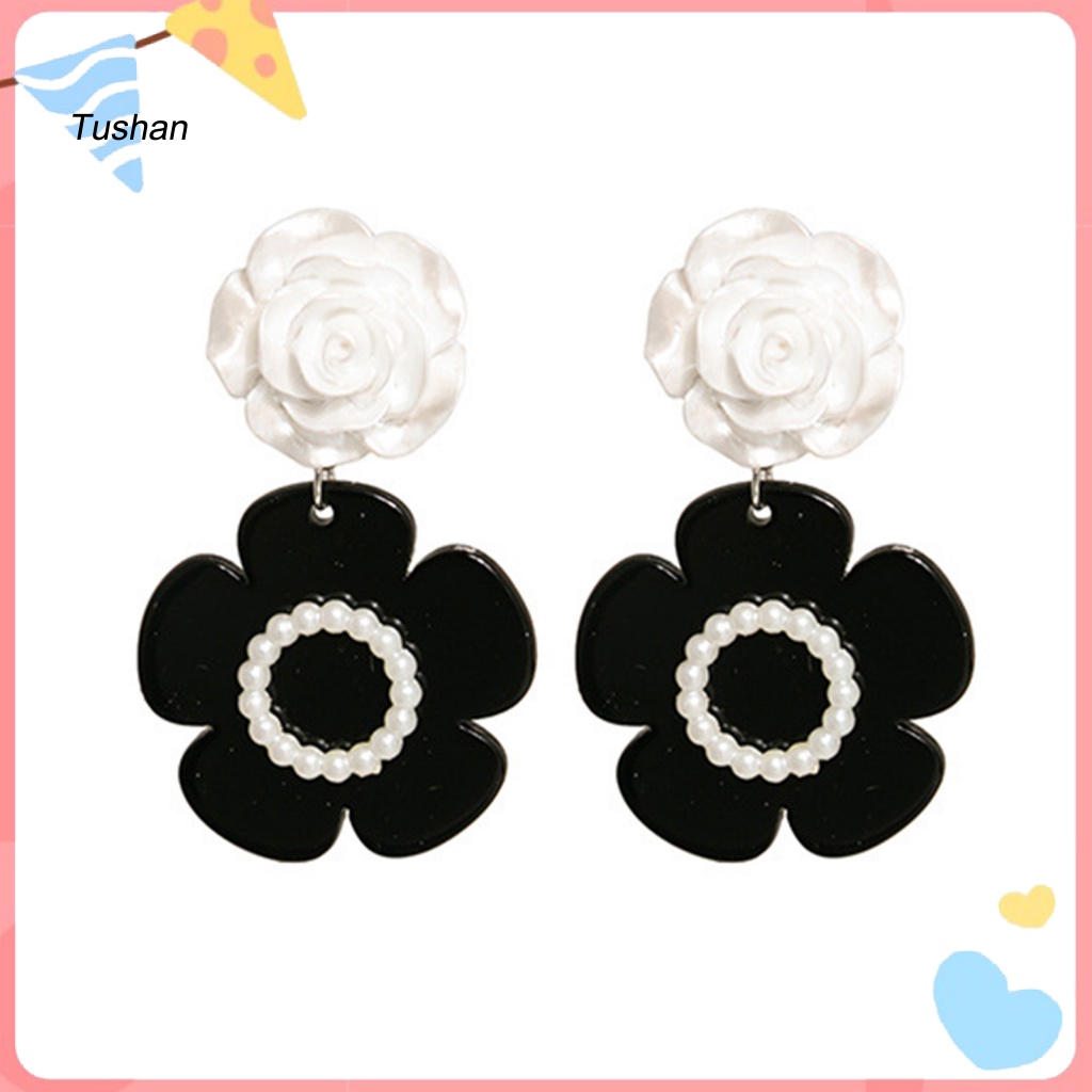 1 Đôi Bông Tai Hình Hoa Trà Đính Ngọc Trai Giả Phong Cách Retro