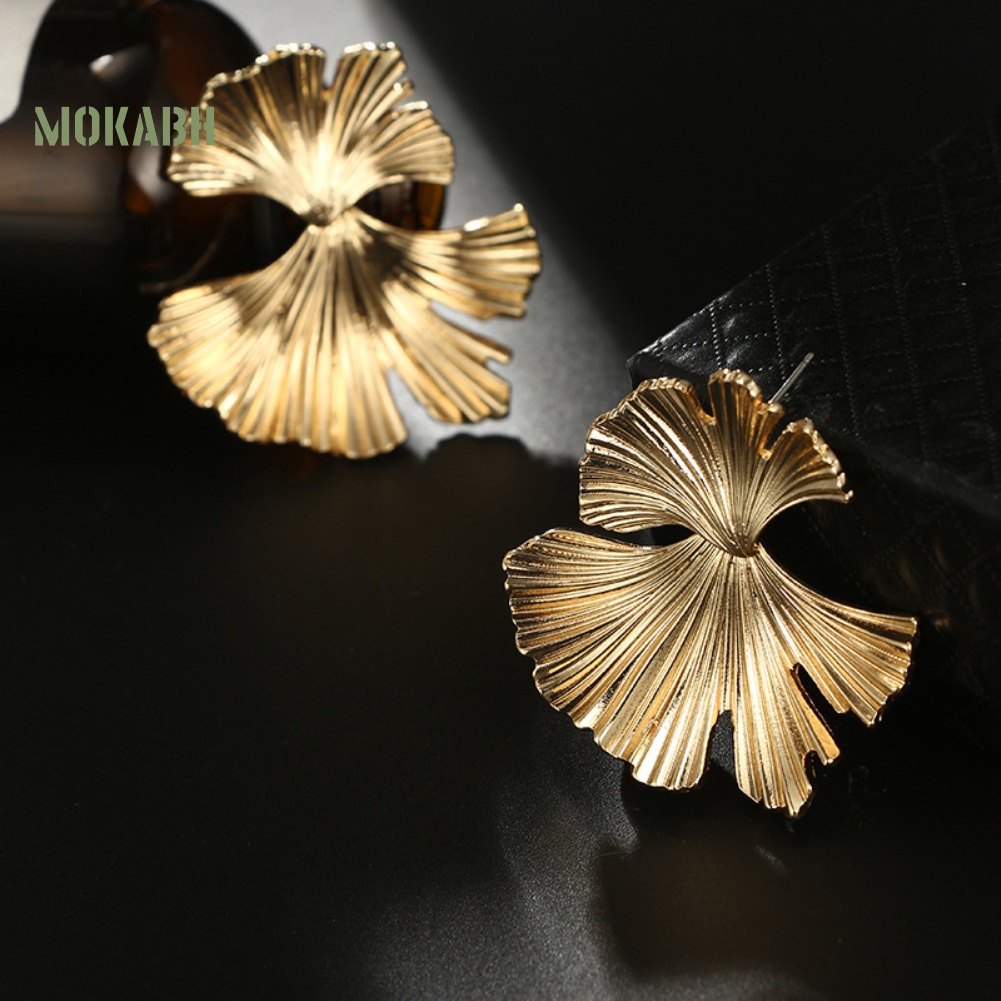 Bông Tai Hình Chiếc Lá Phong Cách Vintage Dành Cho Nữ