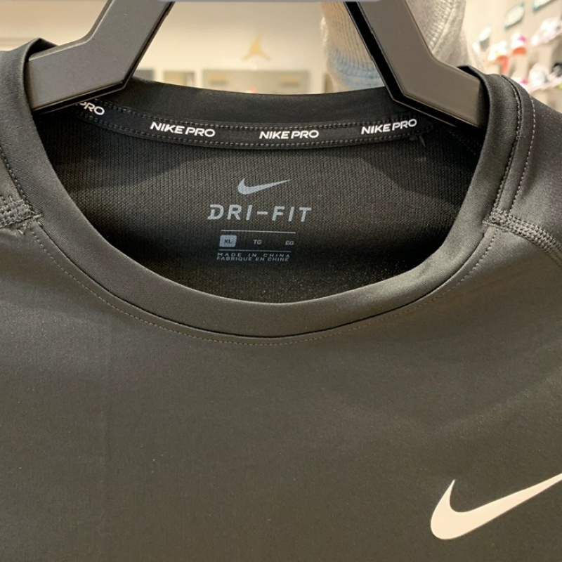 Áo Thun Thể Thao Nike 100% Chính Hãng Chất Liệu Co Giãn Nhanh Khô Cho Nam