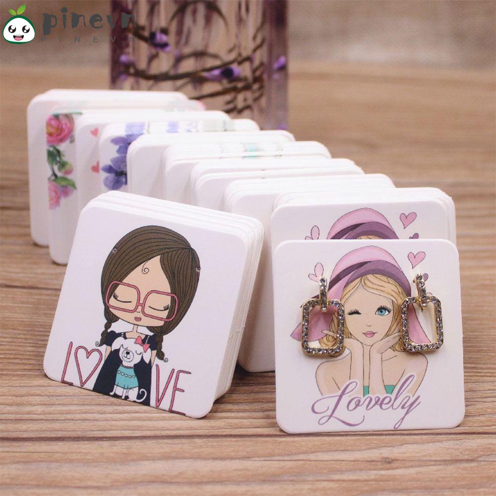 Set 100 Tấm Giấy Kraft 5cm * 5cm Họa Tiết Truyện Tranh