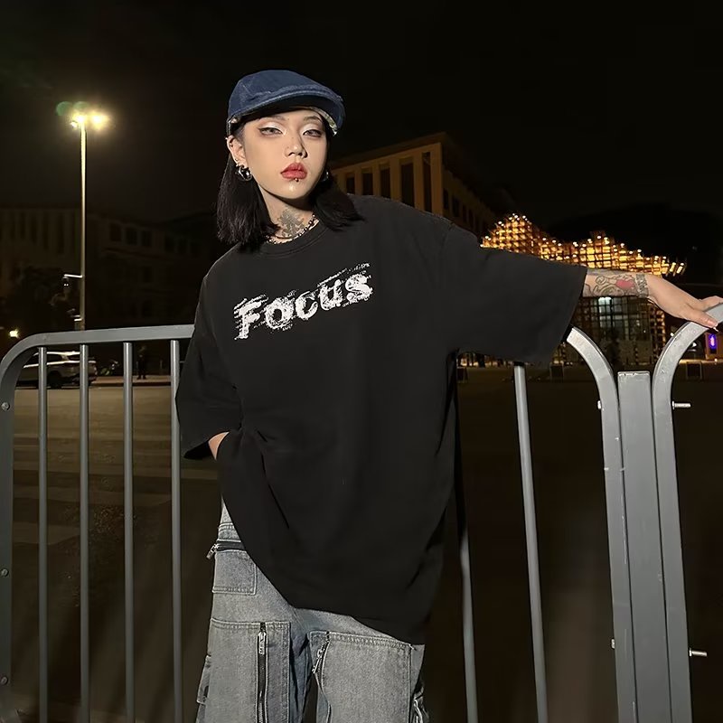 Áo Thun Ngắn Tay In Hình Thỏ Và Chữ Phong Cách Hip Hop Đường Phố Cá Tính Cho Nam Nữ