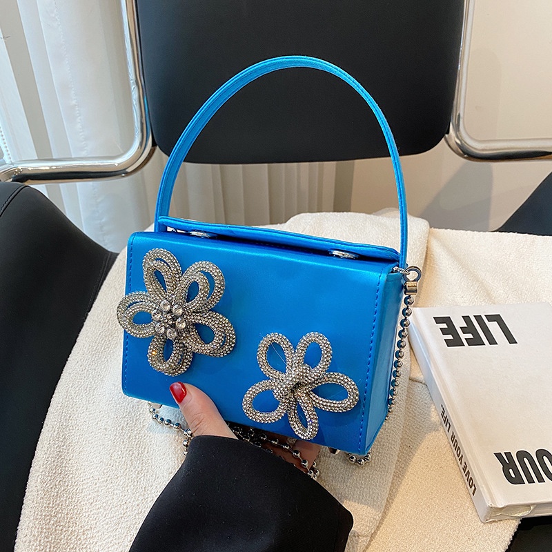 Túi Xách Đeo Chéo Hình Hộp Hoa Phong Cách Mới 2023 Cho Nữ