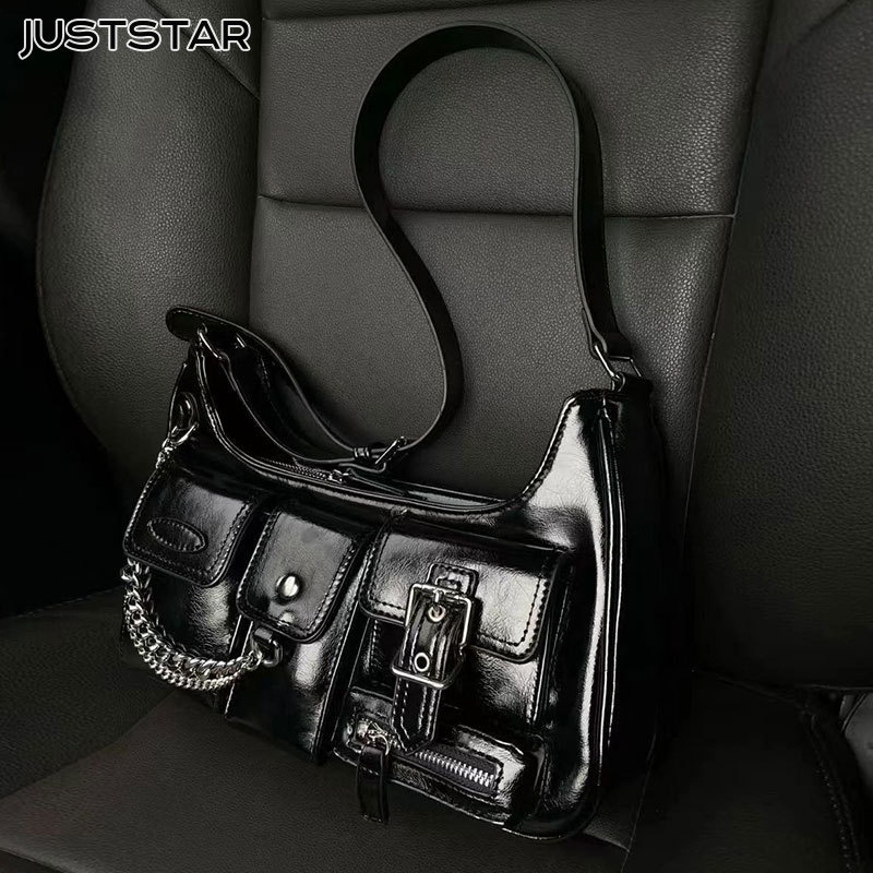 Túi đeo vai JUSTSTAR màu đen phối dây xích thiết kế nhiều túi dễ phối đồ cho bạn gái đi xe máy