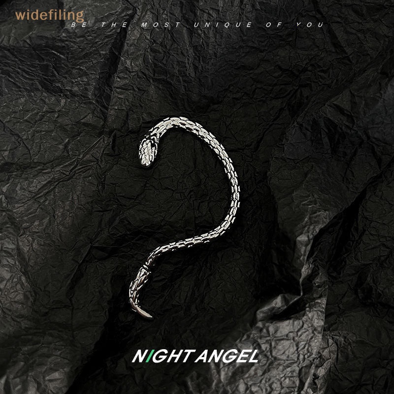 Khuyên Tai Dạng Kẹp Hình Rắn Phong Cách Punk Cổ Điển Cá Tính Dành Cho Nữ