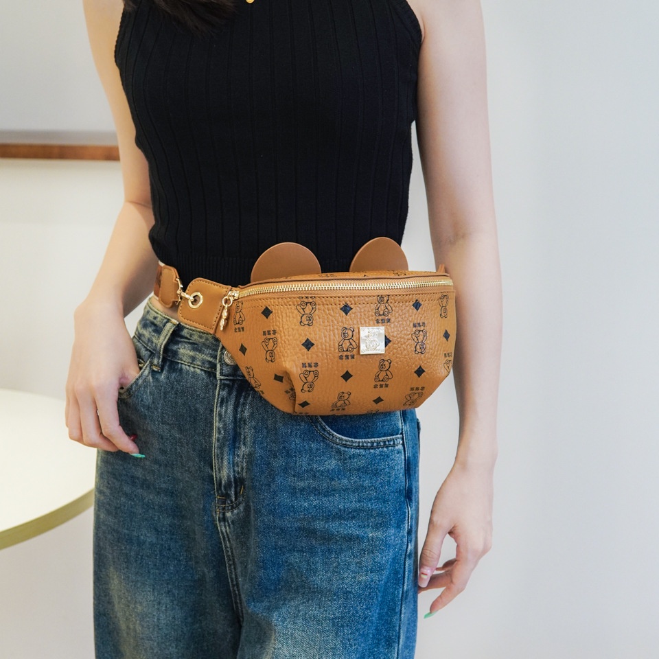 Túi đeo ngực in hình gấu hoạt hình có màu tương phản/Ví Messenger một vai phiên bản Hàn Quốc dành cho nữ