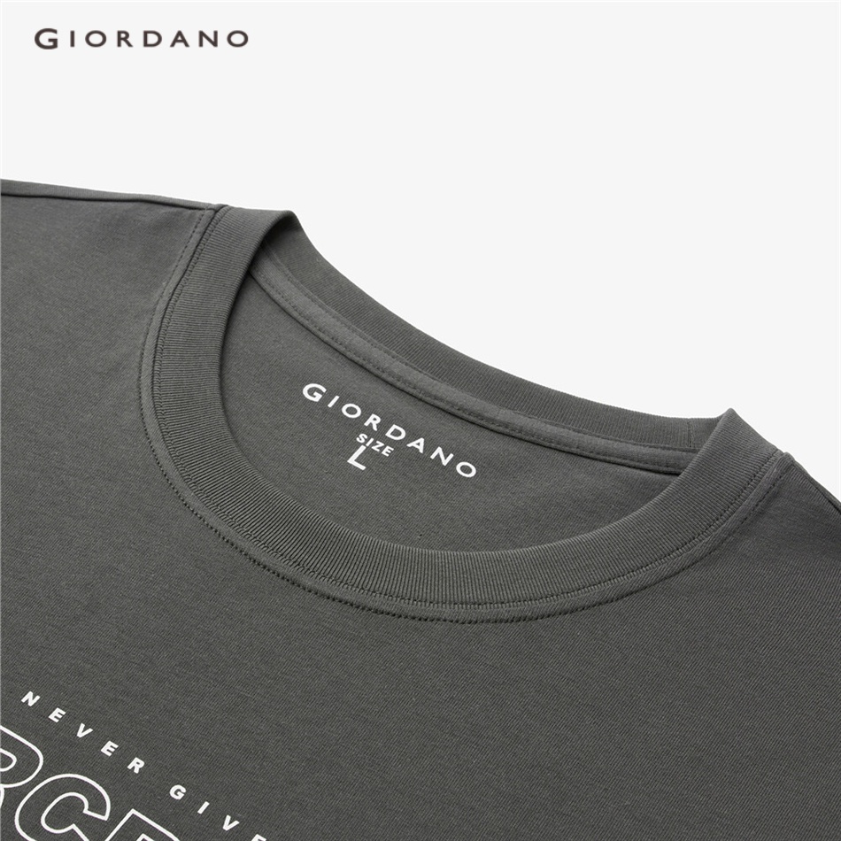 Áo thun GIORDANO 13093793 cotton tay dài in họa tiết cổ điển