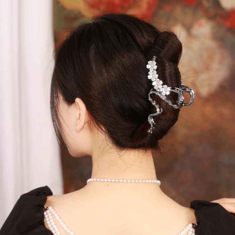 Kẹp Tóc Hoa Đính Ngọc Trai Thời Trang Hàn Quốc Tinh Tế Cho Nữ timetunnel