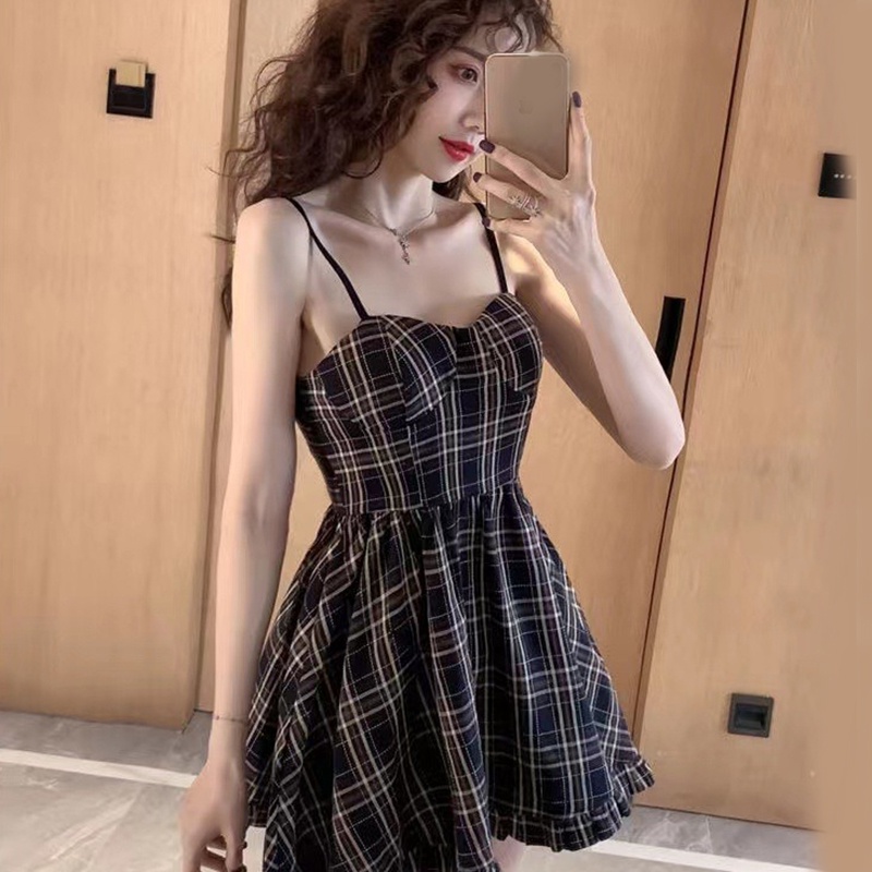 IELGY  Đầm Hai Dây Mỏng Dáng Ôm Và Ngắn Họa Tiết Kẻ Sọc IELGY   Phong Cách Hàn Quốc Dễ Phối Đồ Dành Cho Bạn Nữ