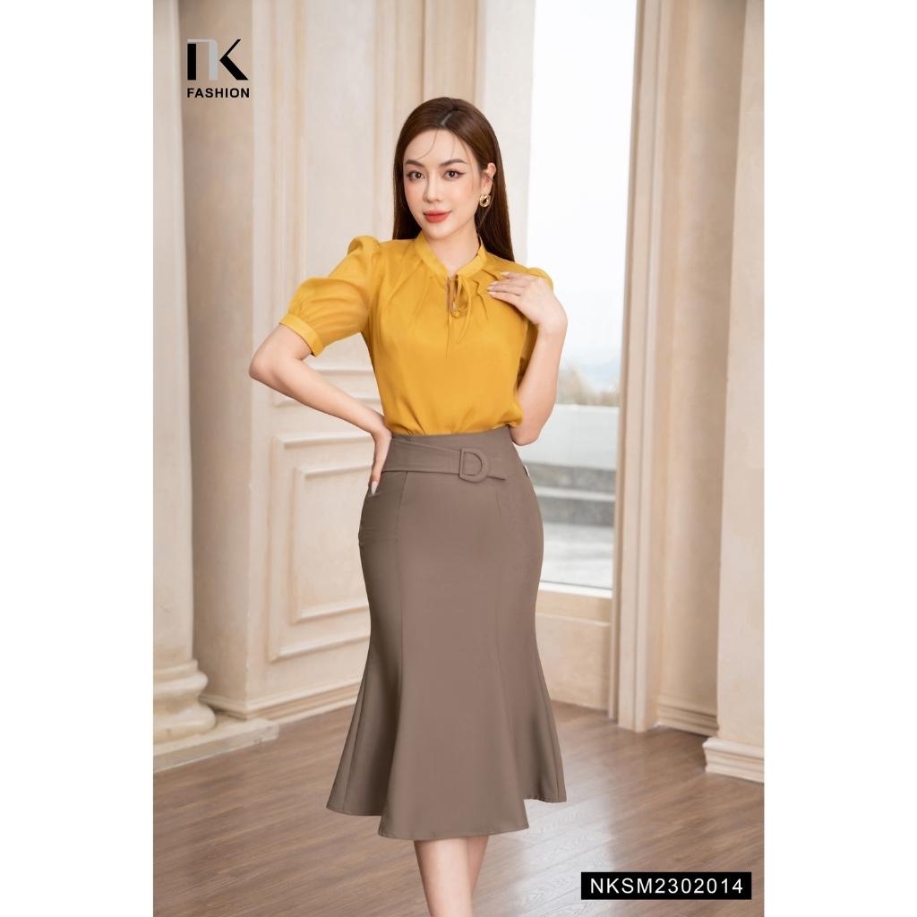 Áo Sơ Mi Tơ Ngắn Tay UK FASHION Thiết Kế Cổ Xếp Điệu Đà Chất Vải Nhập Hàn Không Nhăn Xù NKSM2302014