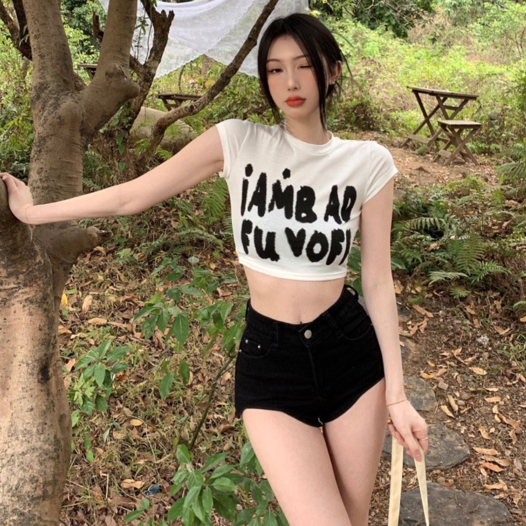 Áo croptop cổ tròn tay ngắn PINKSTORE29 kiểu in chữ I AM BAD cực chất A5690