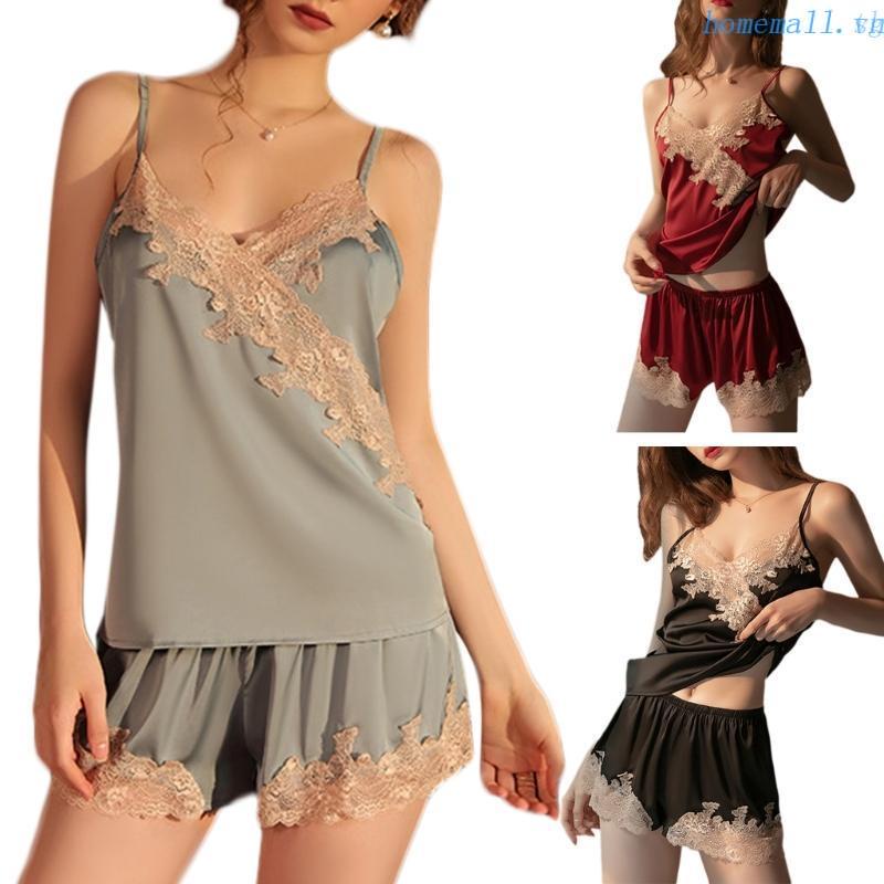 Bộ Đồ Ngủ 2 Mảnh Gồm Áo Hai Dây Cổ Chữ V Và Quần Short Lưng Thun Phối Ren Dành Cho Nữ