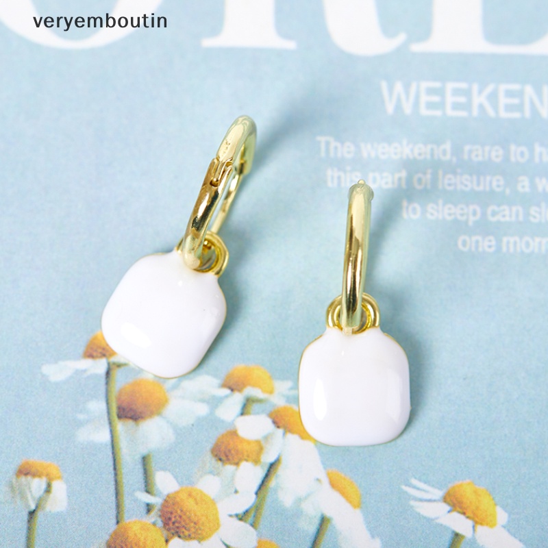 1 Đôi Bông Tai Hình Vuông / Trái Tim Phong Cách Vintage Pháp Đơn Giản Ngọt Ngào Cho Nữ