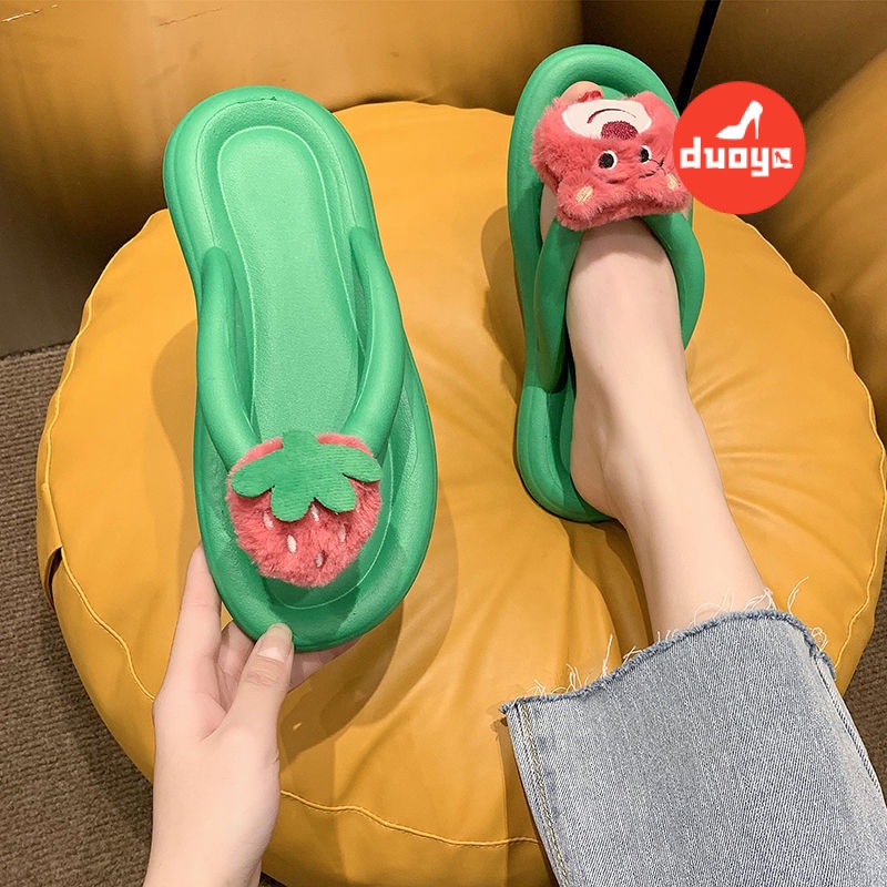 Duoya Tóc Thẳng ~ [Hàng Có Sẵn] Dép Xỏ Ngón Đi Biển Mùa Hè Dày Dặn Họa Tiết Gấu Dâu Tây Dễ Thương Cho Nữ Giao Hàng Miễn