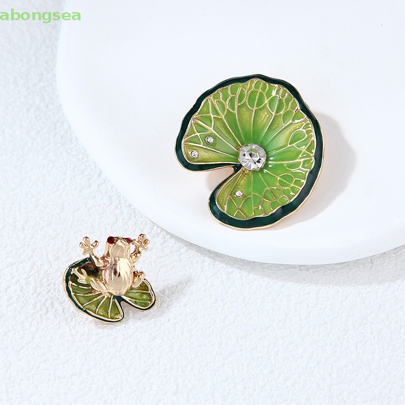 Set 2 Ghim Cài Áo Hình Ếch Và Lá Sen Đính Đá Thời Trang Cho Nữ