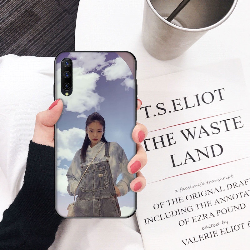 Điện Thoại Ốp Lưng jennie mini Cho iphone 14 pro plus 12