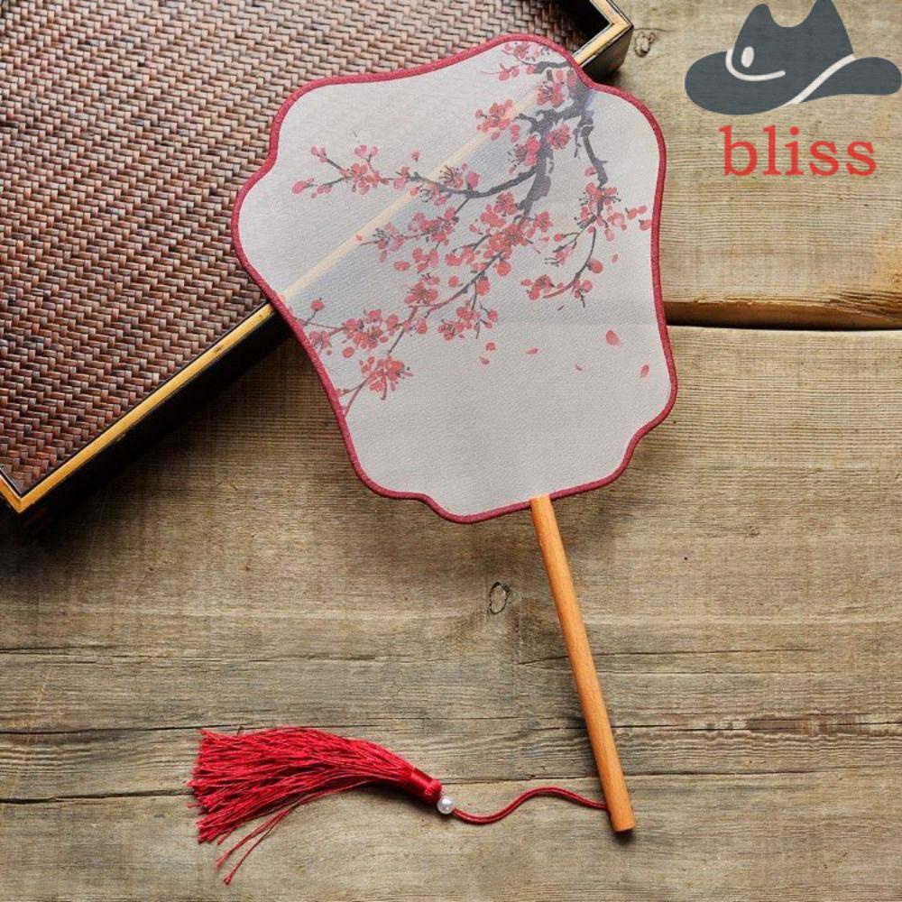 Quạt Lụa Cầm Tay Họa Tiết Hoa Phối Tua Rua Trong Suốt Phong Cách Cổ Điển