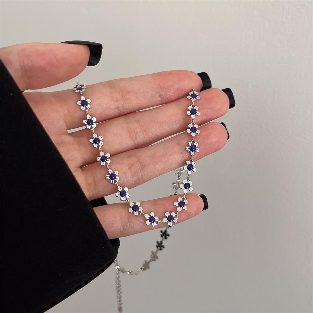 Vòng Đeo Tay Họa Tiết Hoa Màu Xanh Dương Xinh Xắn Thời Trang Mùa Hè Cho Nữ