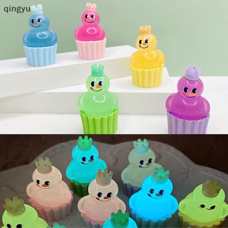 Bộ 2 Ly Mini Họa Tiết Hoạt Hình Vua Tuyết Dạ Quang Trang Trí Xe Hơi