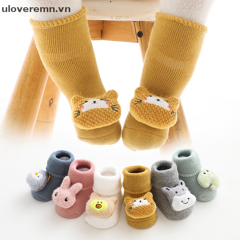 Tất Nhung Dày Chống Trượt Họa Tiết Hoạt Hình Cho Bé