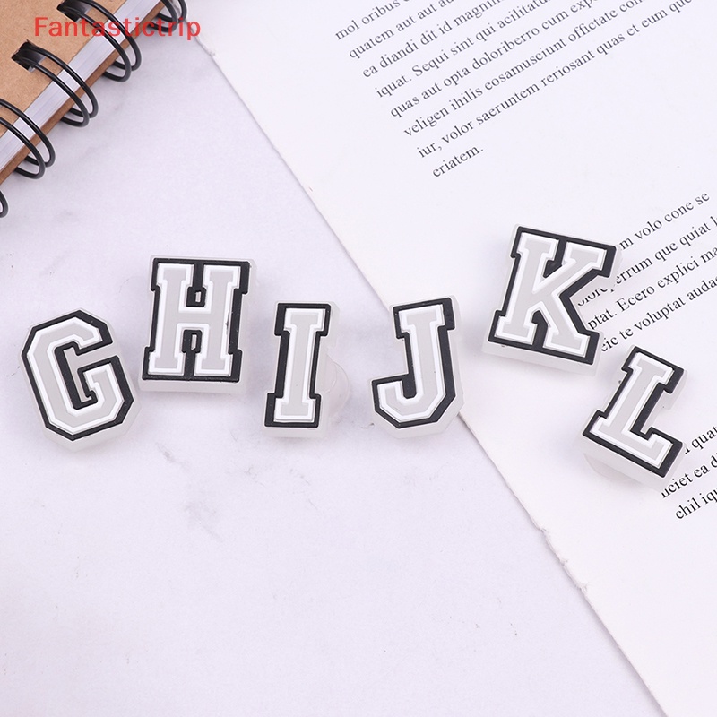 Khóa Chữ Cái A-Z Bằng Nhựa PVC Phát Sáng Dùng Trang Trí Giày Độc Đáo Mới