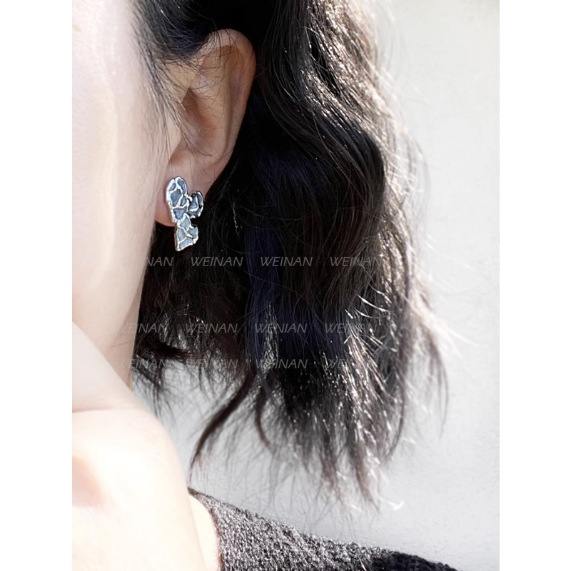 Bông Tai Hình Trái Tim Màu Sắc Thời Trang Dành Cho Nữ