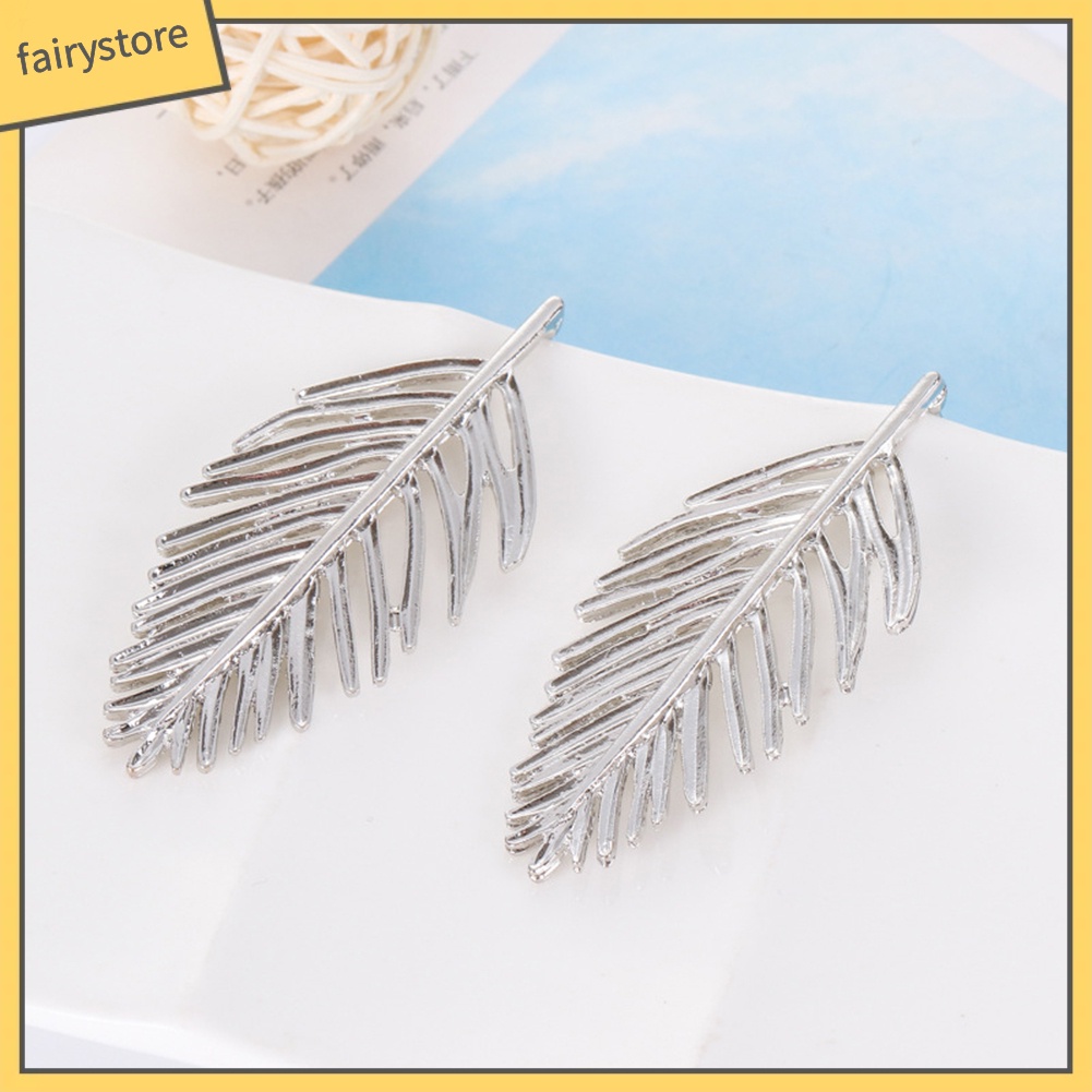 Bông Tai Hình Chiếc Lá Phong Cách Vintage Dành Cho Nữ