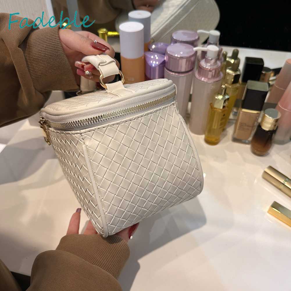 Túi Đựng Mỹ Phẩm Da PU Sức Chứa Lớn Tiện Dụng Cho Nữ