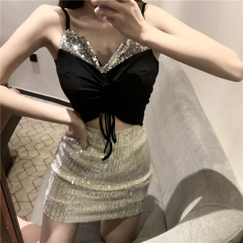 Áo Hai Dây Cổ Chữ V Eo Cao Ôm Dáng Phối Dây Rút Đính Kim Sa Lấp Lánh Phong Cách Mùa Hè Mới