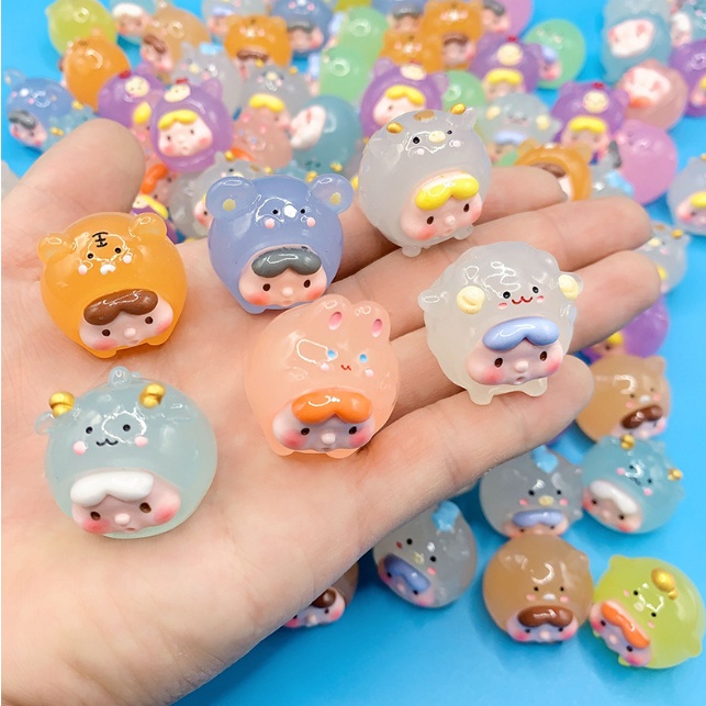 Charm bé đội nón 12 con giáp dạ quang phát sáng decor, DIY