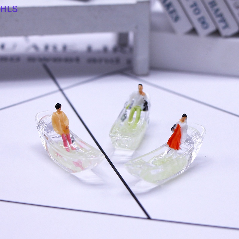 Bộ 2 Mô Hình Thuyền Villa Mini Phát Quang Dùng Trang Trí Túi Xách / Móc Khóa Diy