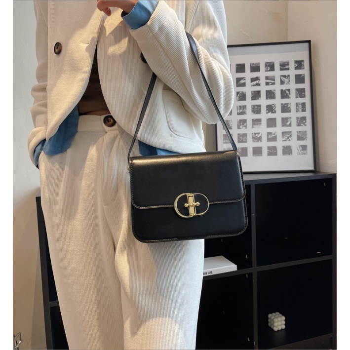 Túi đeo chéo đeo vai nữ thời trang basic da trơn 2 ngăn HOKOBI K66