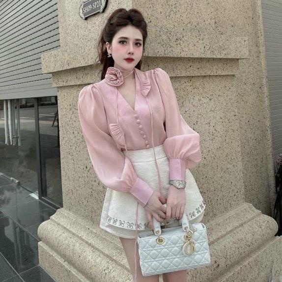 M558 - Set áo sơmi chocker hoa nút bọc kèm quần short đính đá trendy