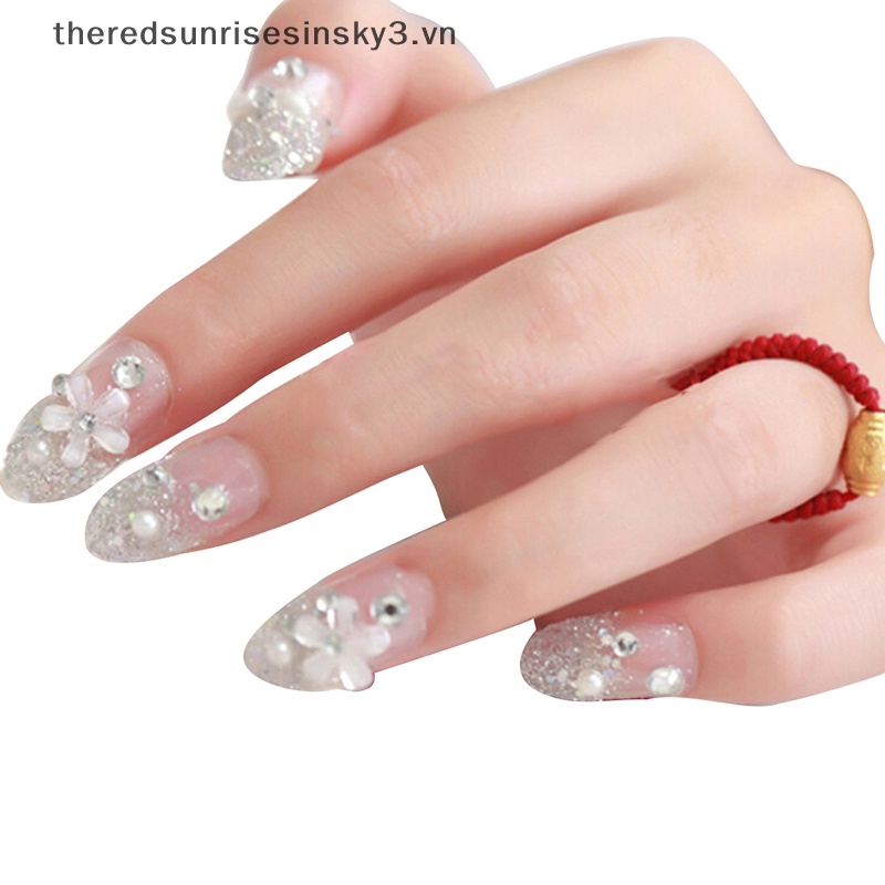 Móng Tay Giả 3D Màu Trắng Thời Trang Cho Cô Dâu