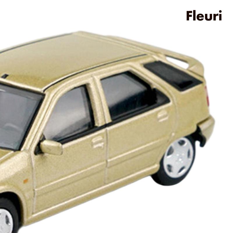 Mô Hình Xe Hơi Limo Bằng Hợp Kim Tỉ Lệ 1 / 64 Dùng Trang Trí Nhà Cửa