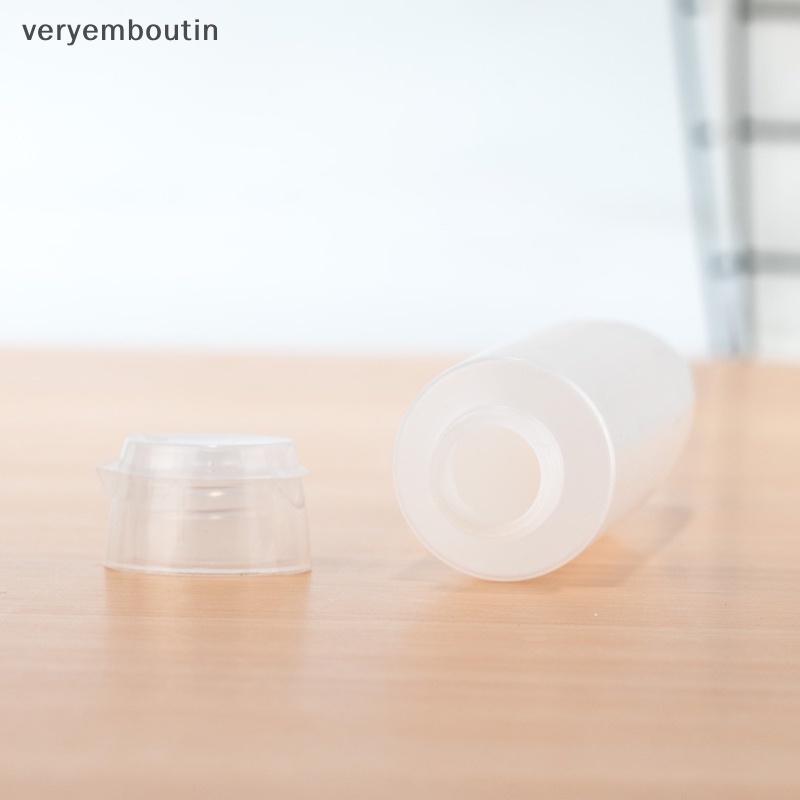 Set 4 Chai Rỗng Đựng Mỹ Phẩm Dung Tích 30ml 50ml Tiện Dụng Khi Đi Du Lịch