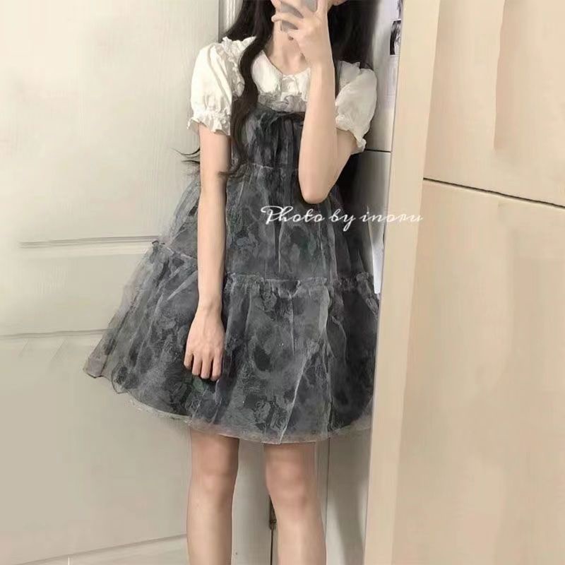 Set Áo Thun Tay Phồng + Chân Váy Hai Dây Màu Đen In Họa Tiết Hoa Hồng / Galaxy Thời Trang Mùa Hè Cho Học Sinh