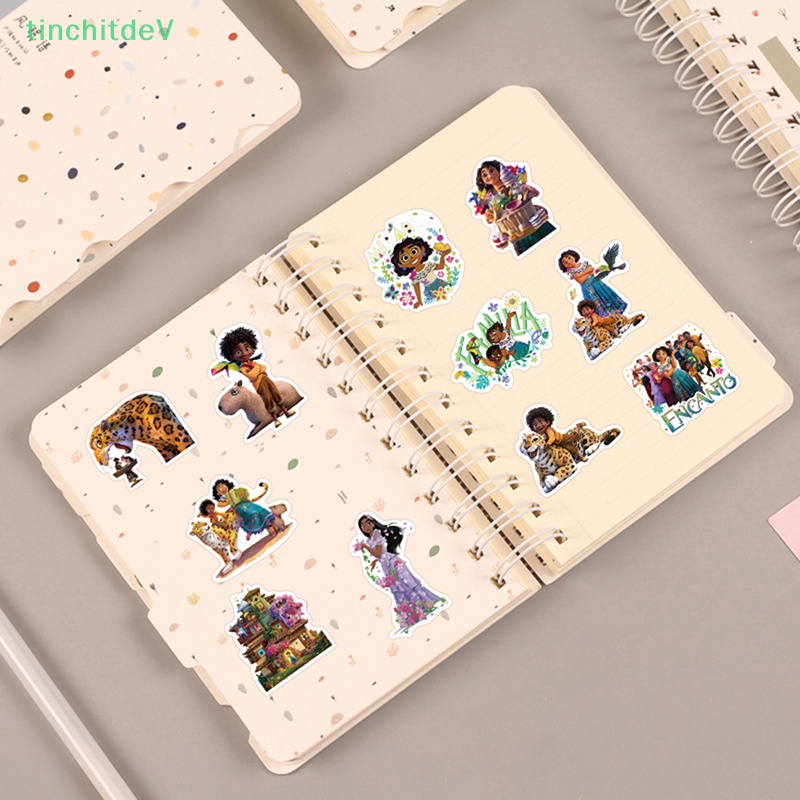 Set 50 Miếng Dán PVC Họa Tiết Hoạt Hình Graffiti Trang Trí Xe Hơi / Guitar / Laptop