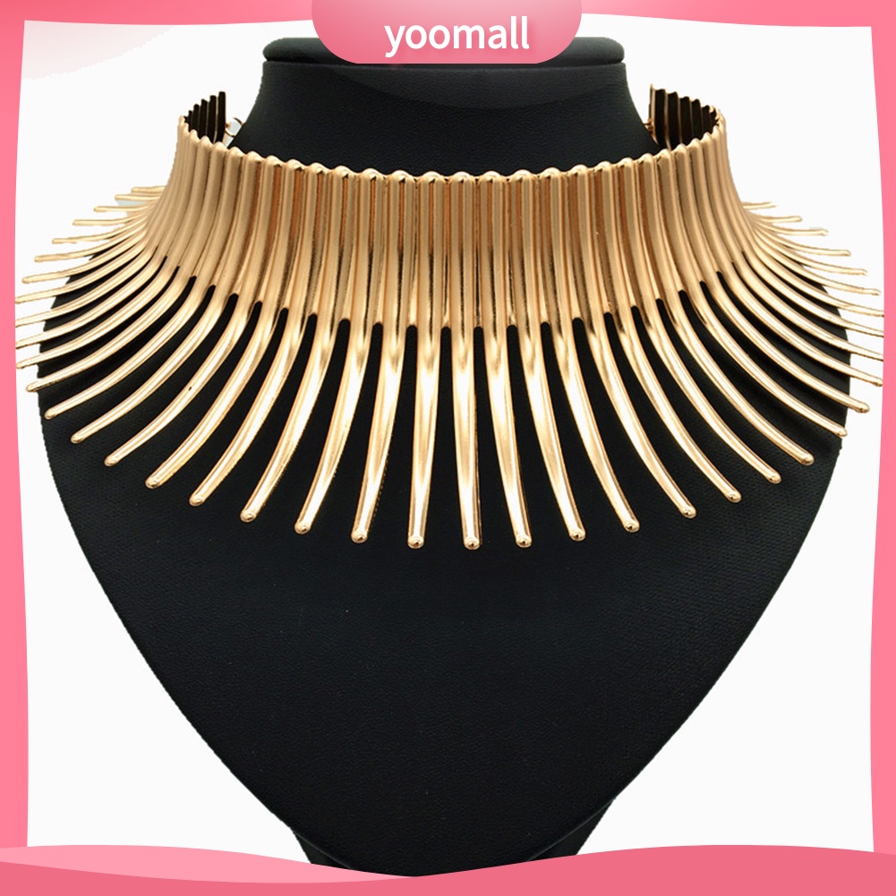 Vòng cổ Choker Dạng Yếm Tua Rua Hình Canine Thời Trang Cho Nữ