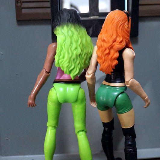 Mô Hình Búp Bê Nữ Chạy Xe Máy Wrestler 20cm Có Khớp Cử Động Được