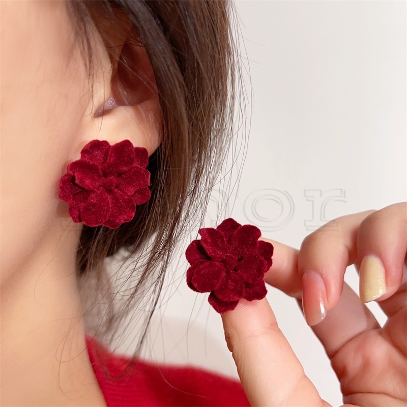 1 Đôi Bông Tai Hình Hoa Hồng / Trà / Lá Màu Đỏ Rượu Thời Trang Thu Đông Thanh Lịch Cho Nữ