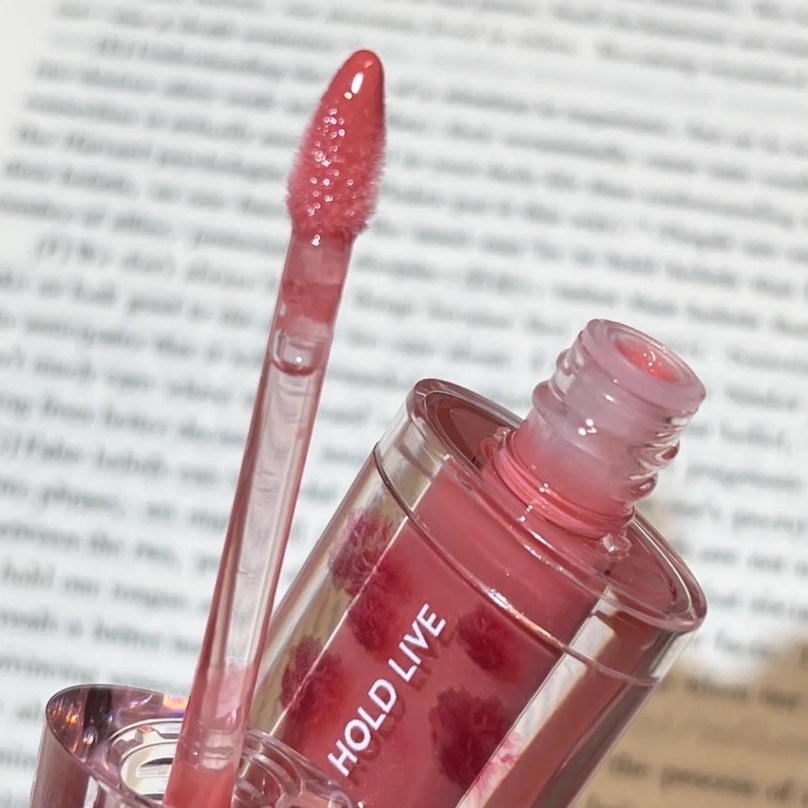 Son bóng Hold Live Wild Flower