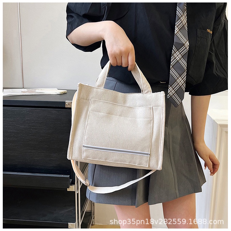 Túi Xách Đeo Vai Hình Vuông Cỡ Nhỏ Chất Nhung Phong Cách Nhật Bản Thời Trang Cho Nữ