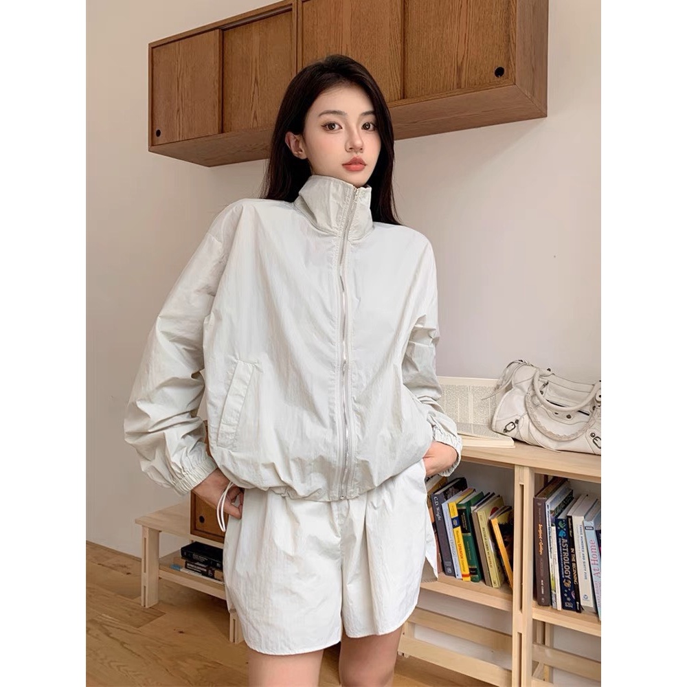 Áo khoác gió dù nữ dáng croptop túi xỏ ngang trơn phối dây 2 lớp bên trong lót gió lụa MA088